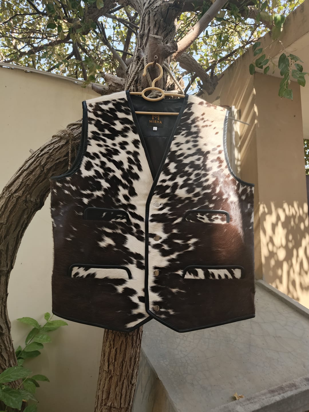 Cowhide Leather Vest Brown